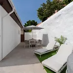 Hostwise - Traditional House With Terrace * Porto