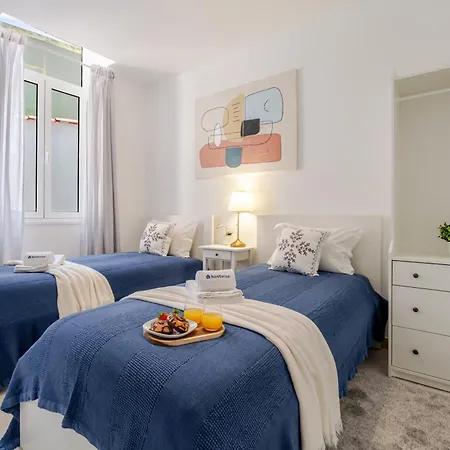 Hostwise - Traditional House With Terrace