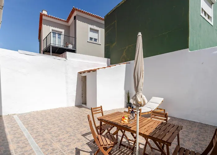 Holiday home Hostwise - Traditional House With Terrace