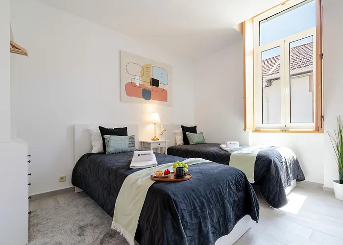 Hébergement de vacances Hostwise - Traditional House With Terrace Oporto