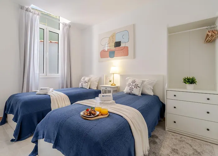 Hostwise - Traditional House With Terrace