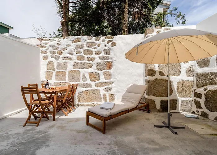 Hostwise - Traditional House With Terrace Oporto