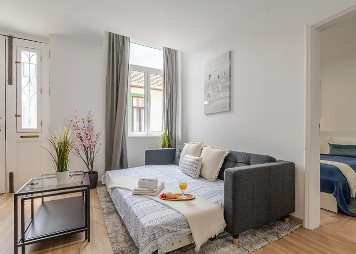 Hostwise - Traditional House With Terrace Holiday home Porto