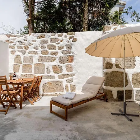 Hostwise - Traditional House With Terrace Oporto