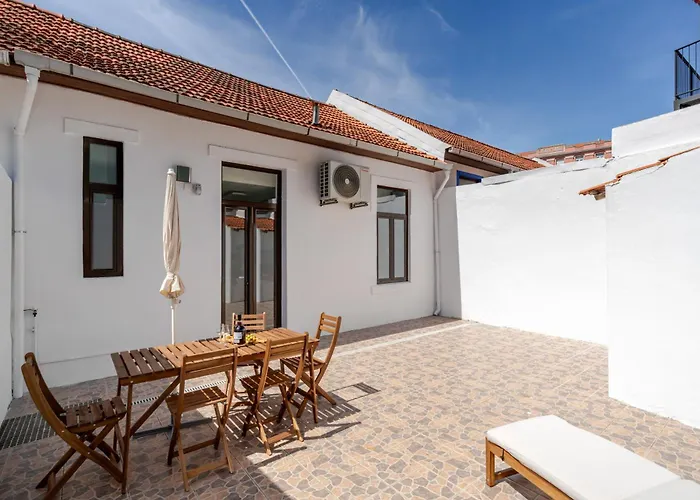 Casa de Férias Hostwise - Traditional House With Terrace Porto